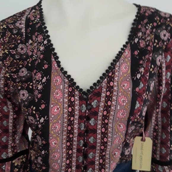 Band of Gypsies Ladies Crop top - Picture 5 of 9